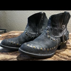 Corral Circle G black/grey harness studded booties